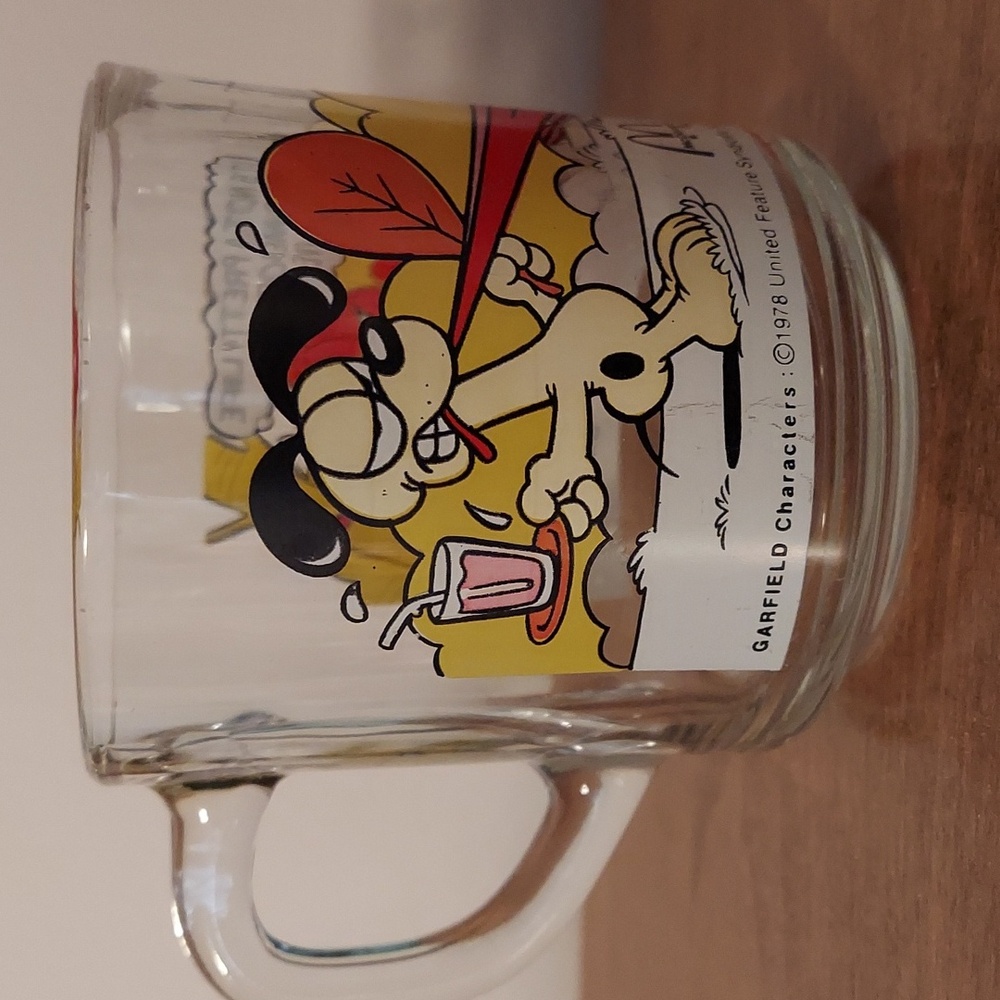 Vtg.1978 Garfield McDonald's Glass Mugs - Picture 7 of 16